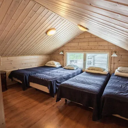 Casa de Férias Yllaeksen Rinnemaeki A By Interhome